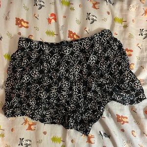 Gap printed flowwy shorts